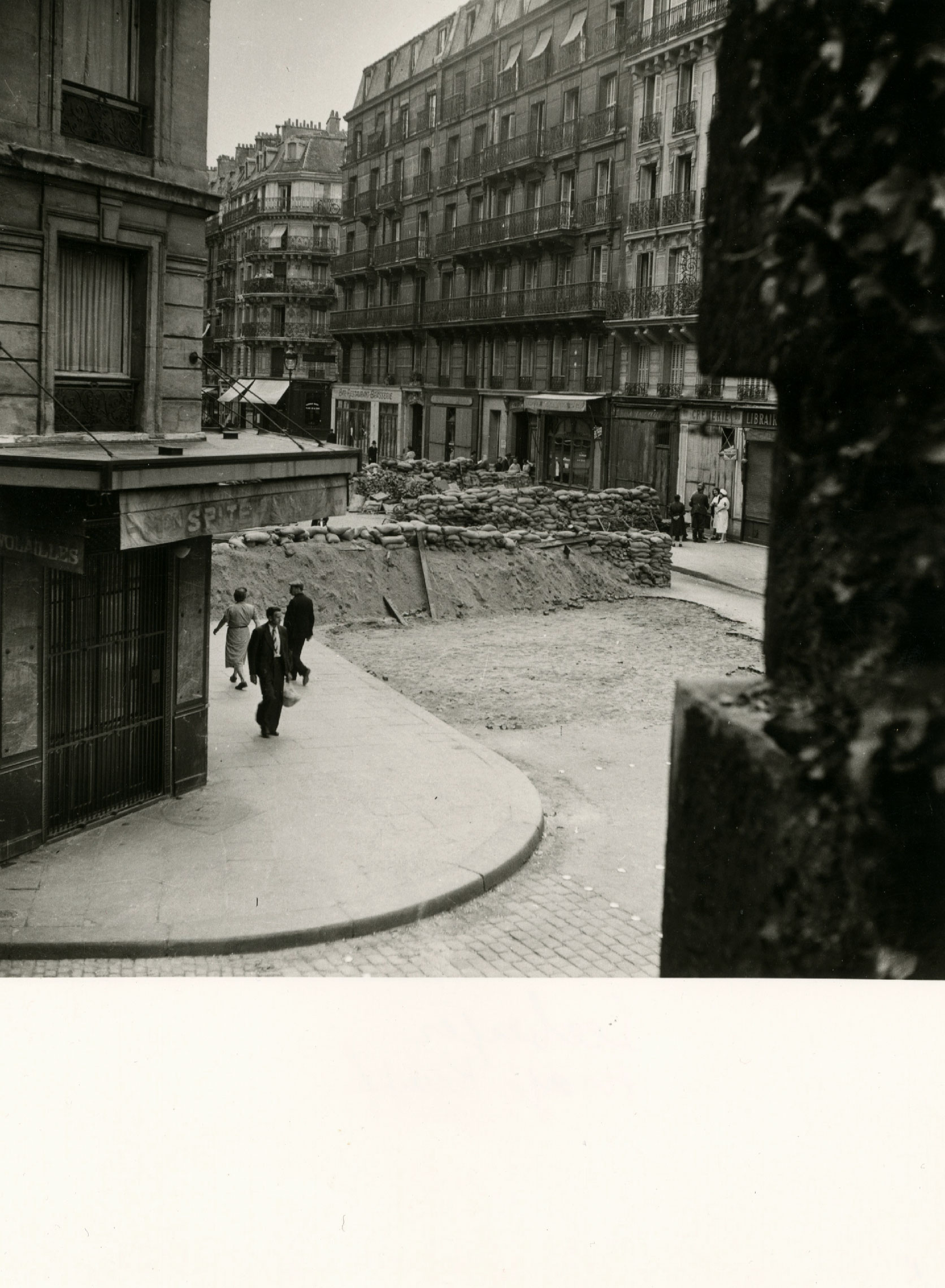 Rue NAVARRE and Monge liberation Paris - SEEBERGER 1944 - 2 Vintage Silver Prints 6.7x6.7 in