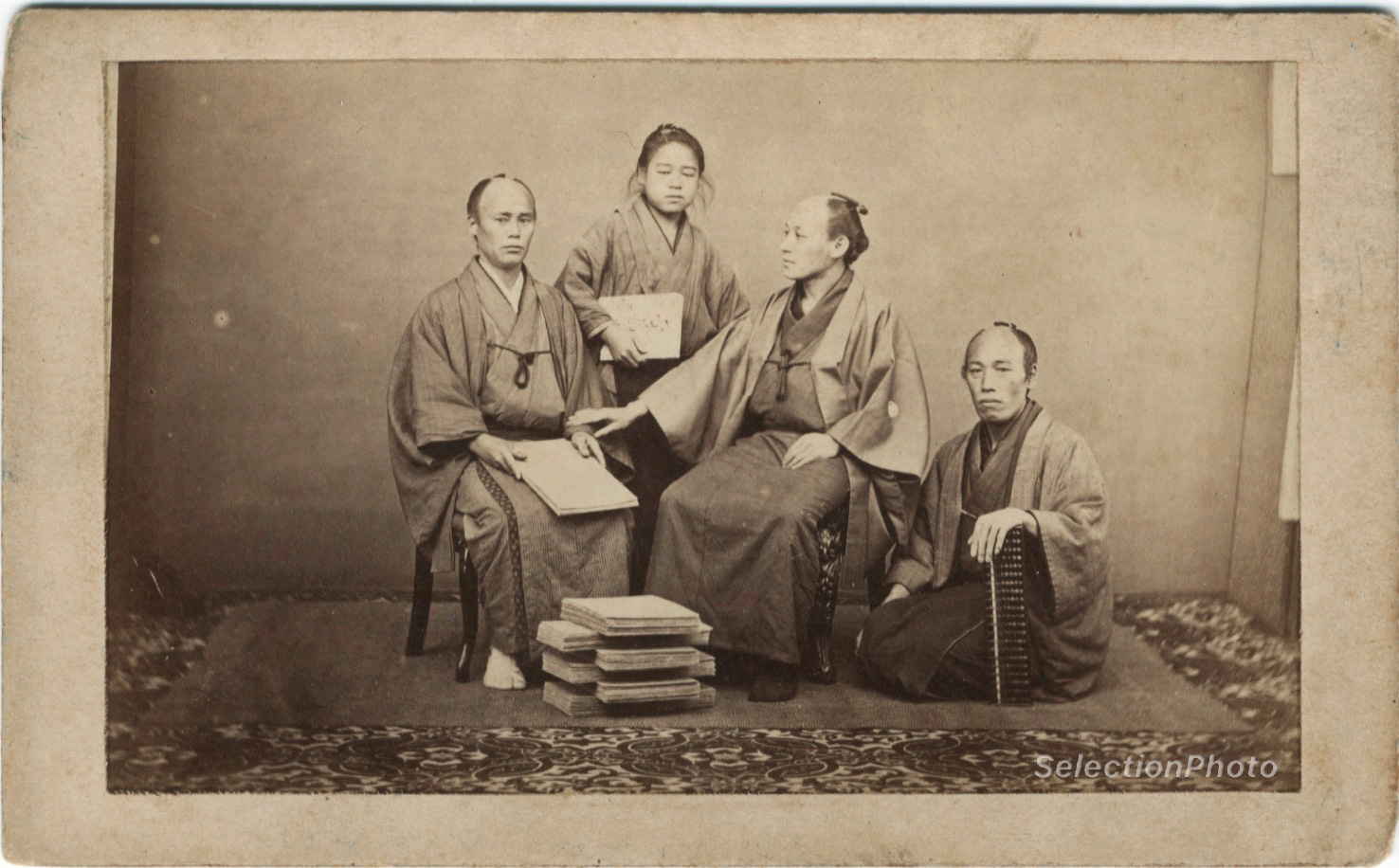 CDV Japan WASHI paper merchants - Vintage albumen prints ca 1860 CDV Japan WASHI paper merchants - Vintage albumen prints ca 1860