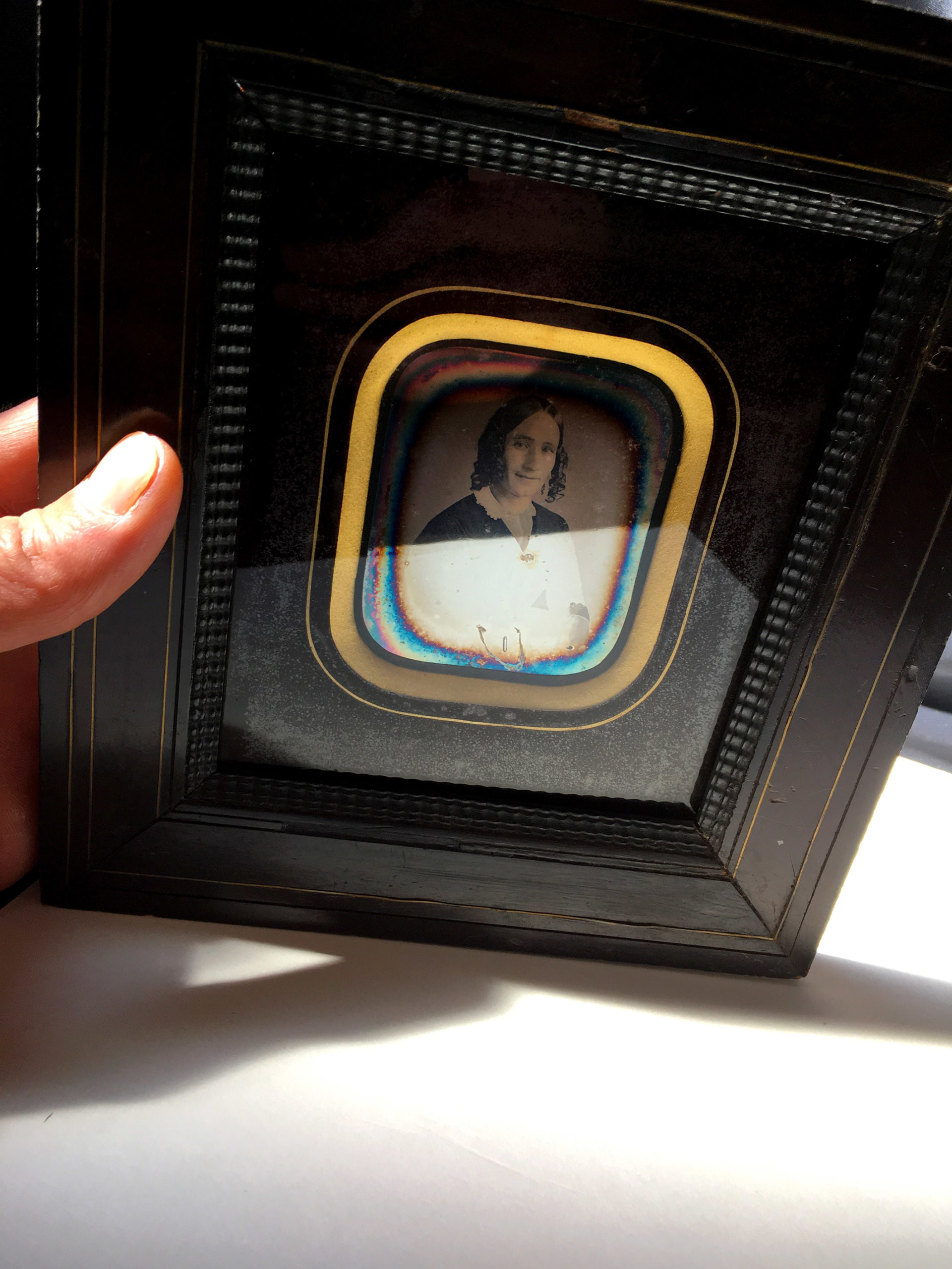 Pierre-Louis PIERSON - DAGUERREOTYPE 1/9e - Portrait d'une Jeune Femme - 6x7cm Pierre-Louis PIERSON - DAGUERREOTYPE 1/9e - Portrait d'une Jeune Femme - 6x7cm