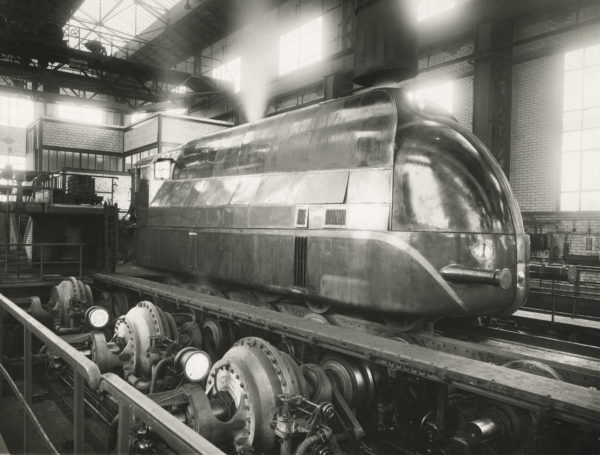 Photographie du Banc DYNAMOMÉTRIQUE de Vitry (France) - Locomotives PLM 221. 2 Tirages Originaux d'Époque