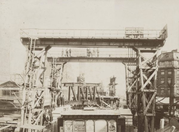Construction MÉTRO Paris - Carrefour BARBÈS - Tirage Argentique 1900 - 38x28cm