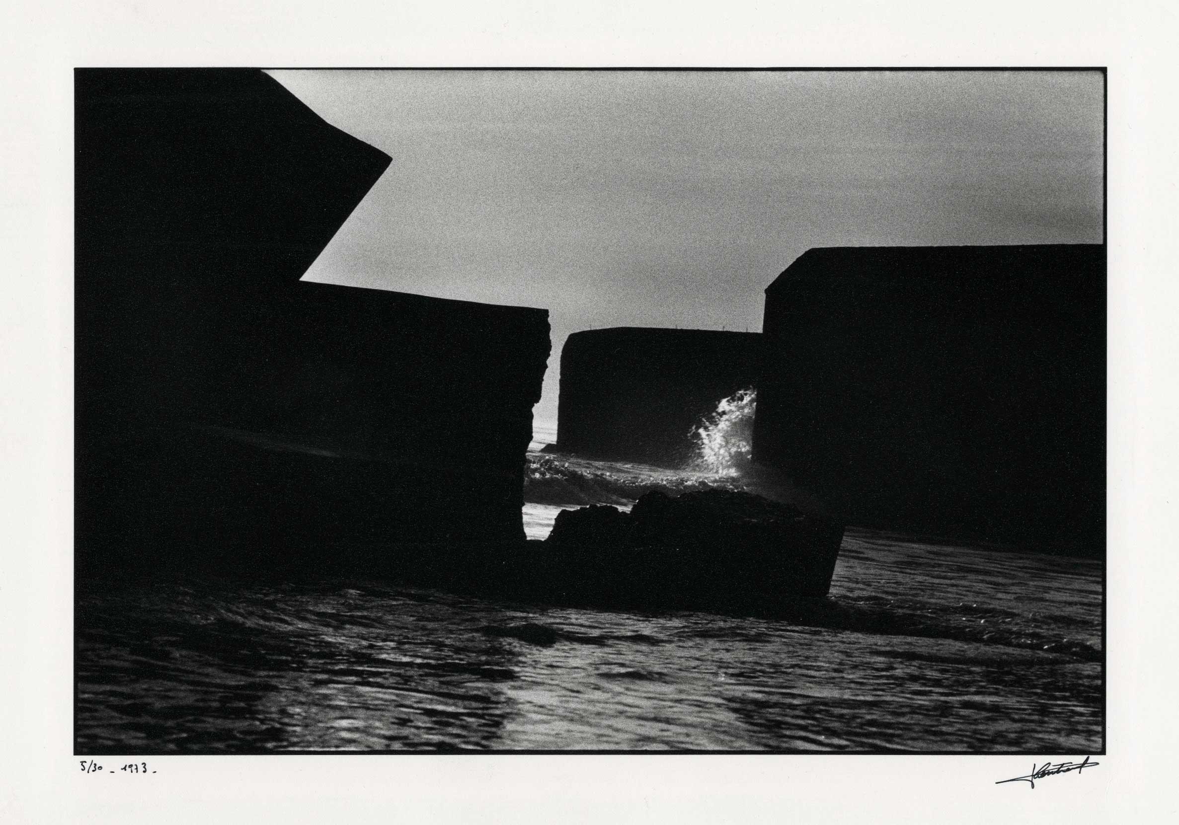 Les Forteresses du Dérisoire Jean-Claude GAUTRAND bunker LE GURP 1973 print Les Forteresses du Dérisoire Jean-Claude GAUTRAND bunker LE GURP 1973 print