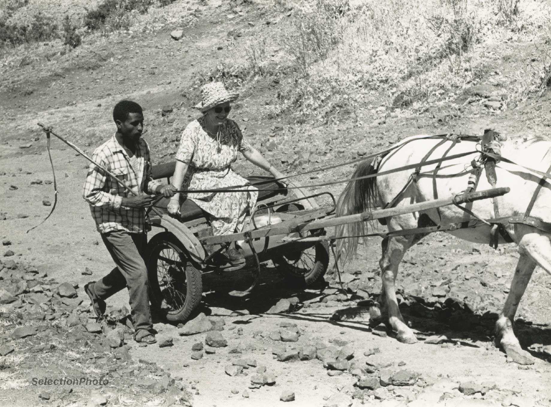 Louise WEISS, G. BOURDELON - 10 Vintage PHOTOS - Ethiopia, Mada, India, China