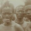 MAINS coupées du Congo, Une Tribu vers 1890 - Tirage Aristotype Original 17x12cm