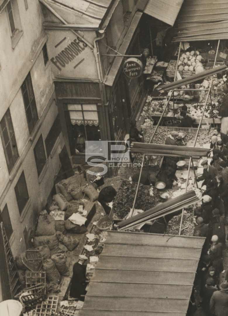 Passage Cité BERRYER 1930 - The market - ÉLYSÉE Paris - Vintage Print 6.7x4.7in