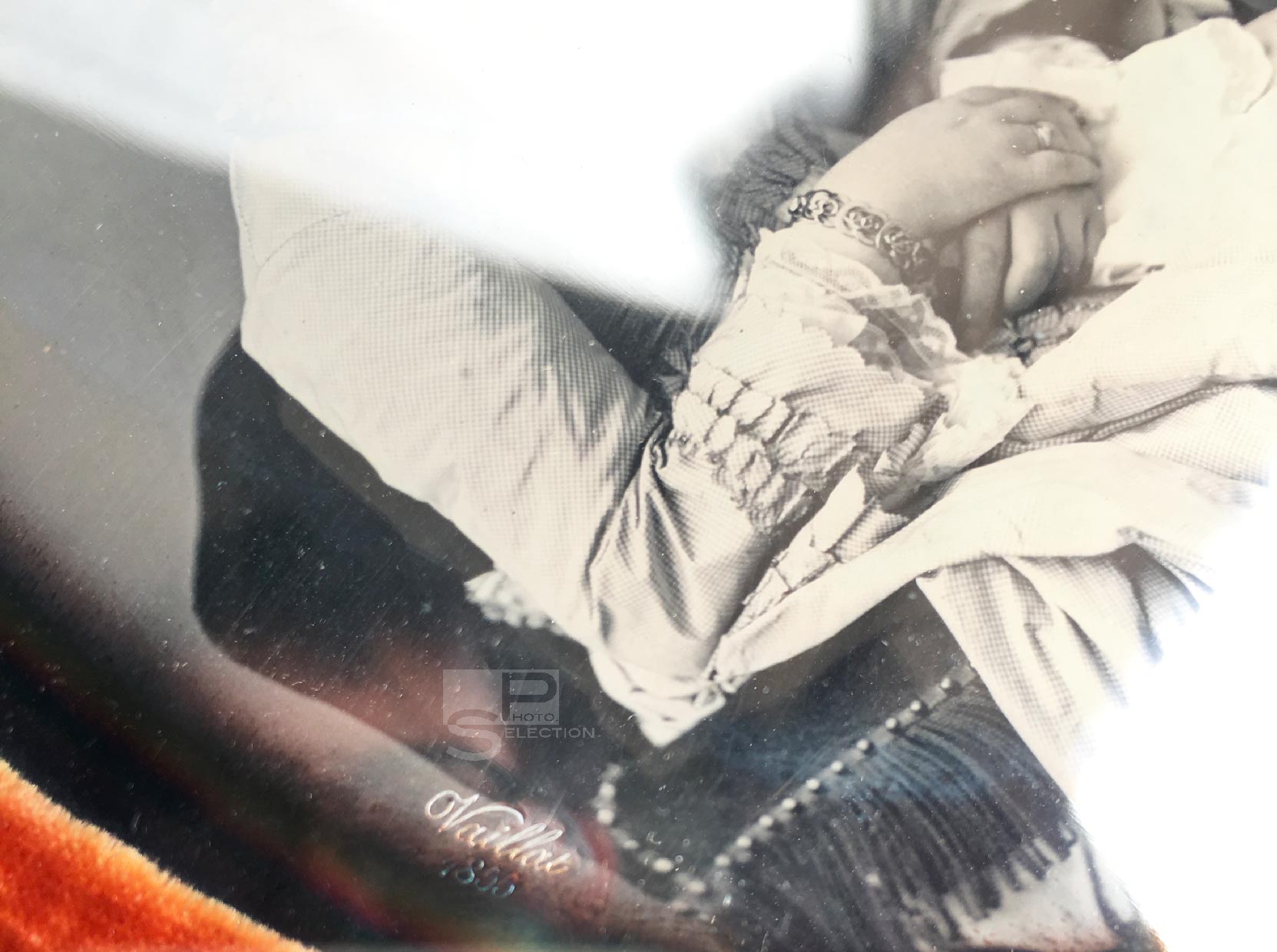 daguerreotype-eduard-vaillat-03 Daguerréotype Éduard VAILLAT - 1/4 de plaque - Une Jeune Élégante 1855 - 12x9cm