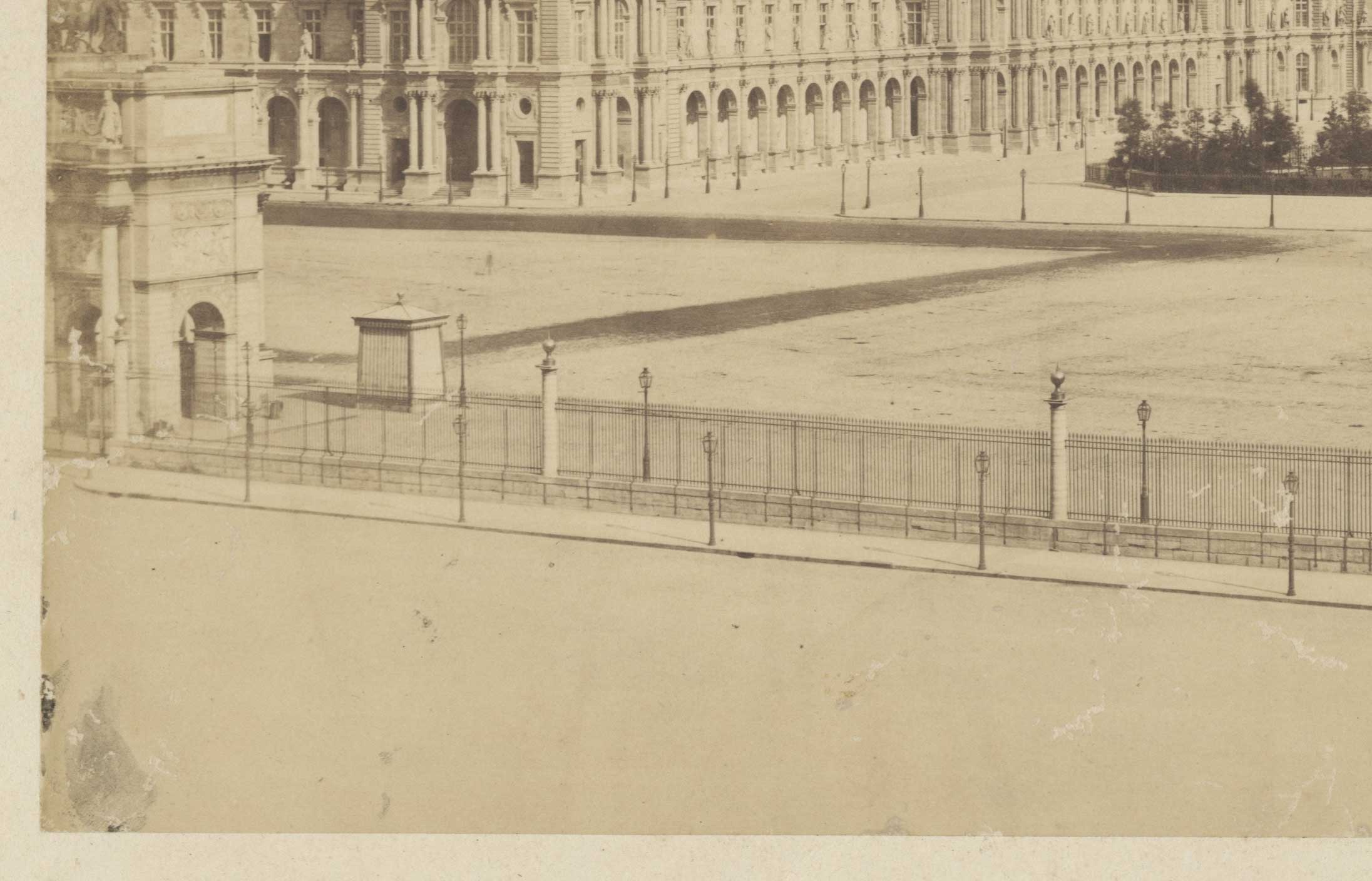 E. BALDUS Le Louvre - La Cour Napoléon PARIS - Papier Salé 1855 - 29x18cm