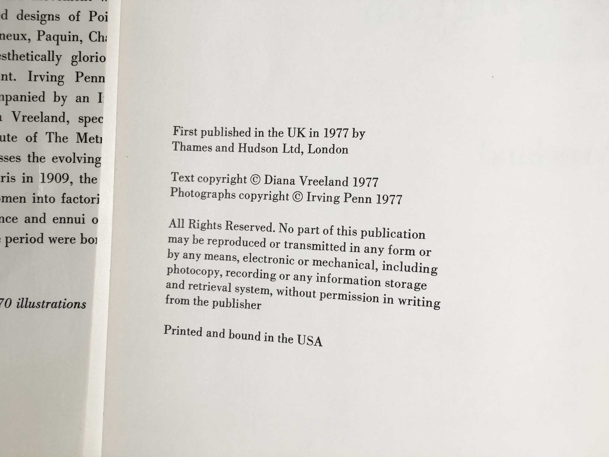 Inventive Paris Clothes 1909-1939 - A Photographic Essai by Irving PENN